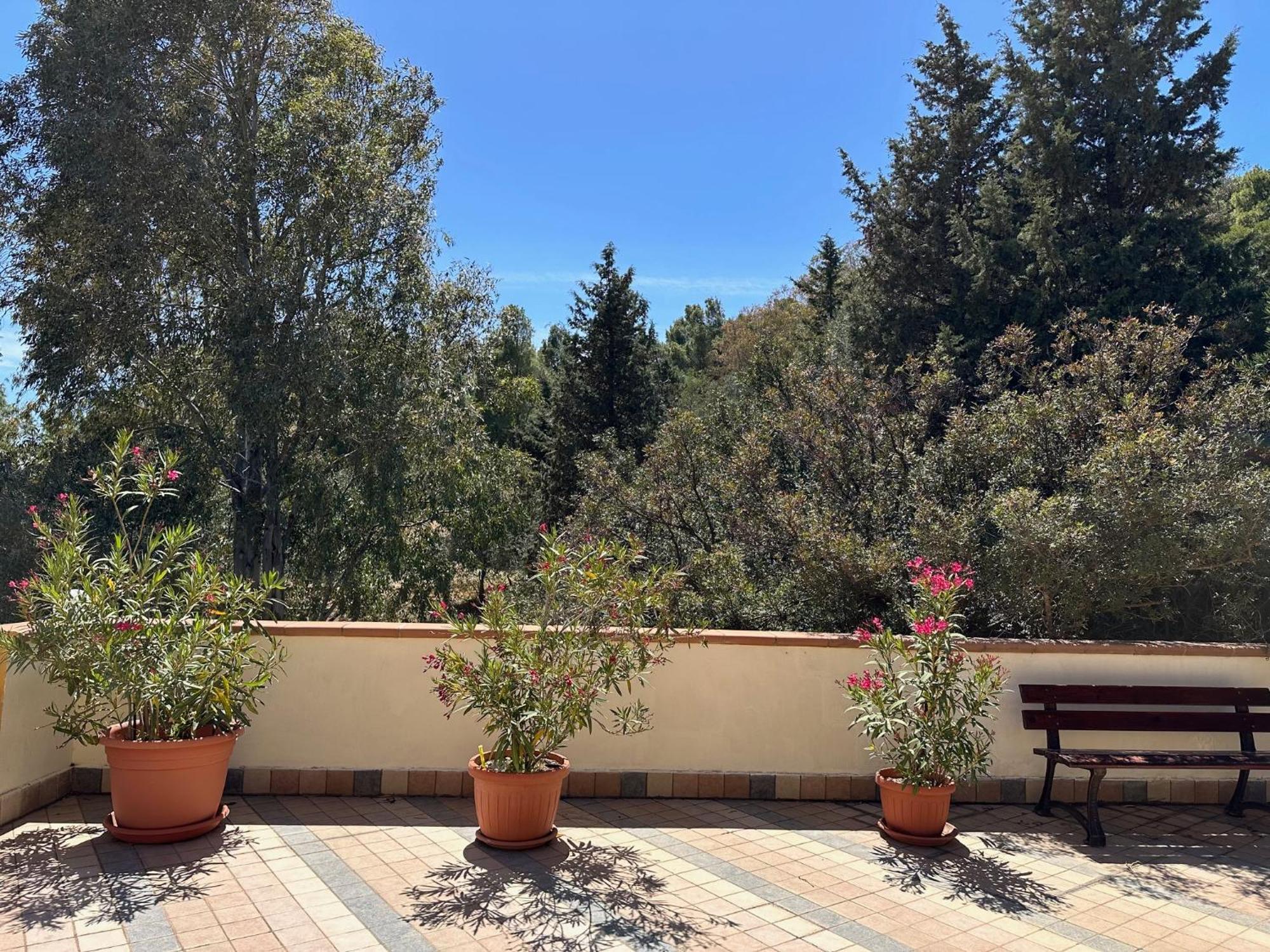 Beautiful Seaview Apartment In Wonderful Private Villa Gated 5 Mt From Beach - Property 150 Mt From Sea Solanas  Esterno foto